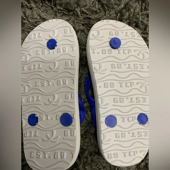 Bundle of 4 pair of Toddler Slides/Sandals - Picture 9 of 9